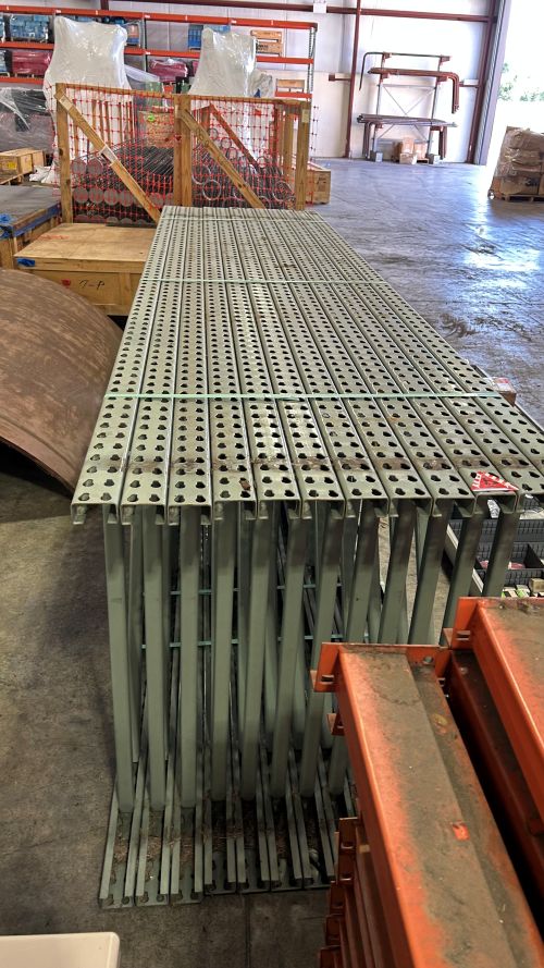 Lot of Pallet Racking with Wire Decking - Image 5
